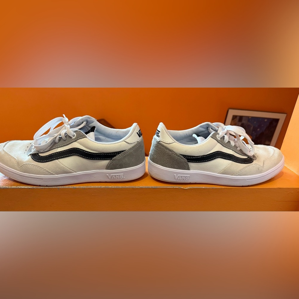 Vans Mens White and Gray Sneakers
